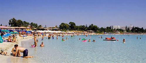 Aparthotel Cosmelenia