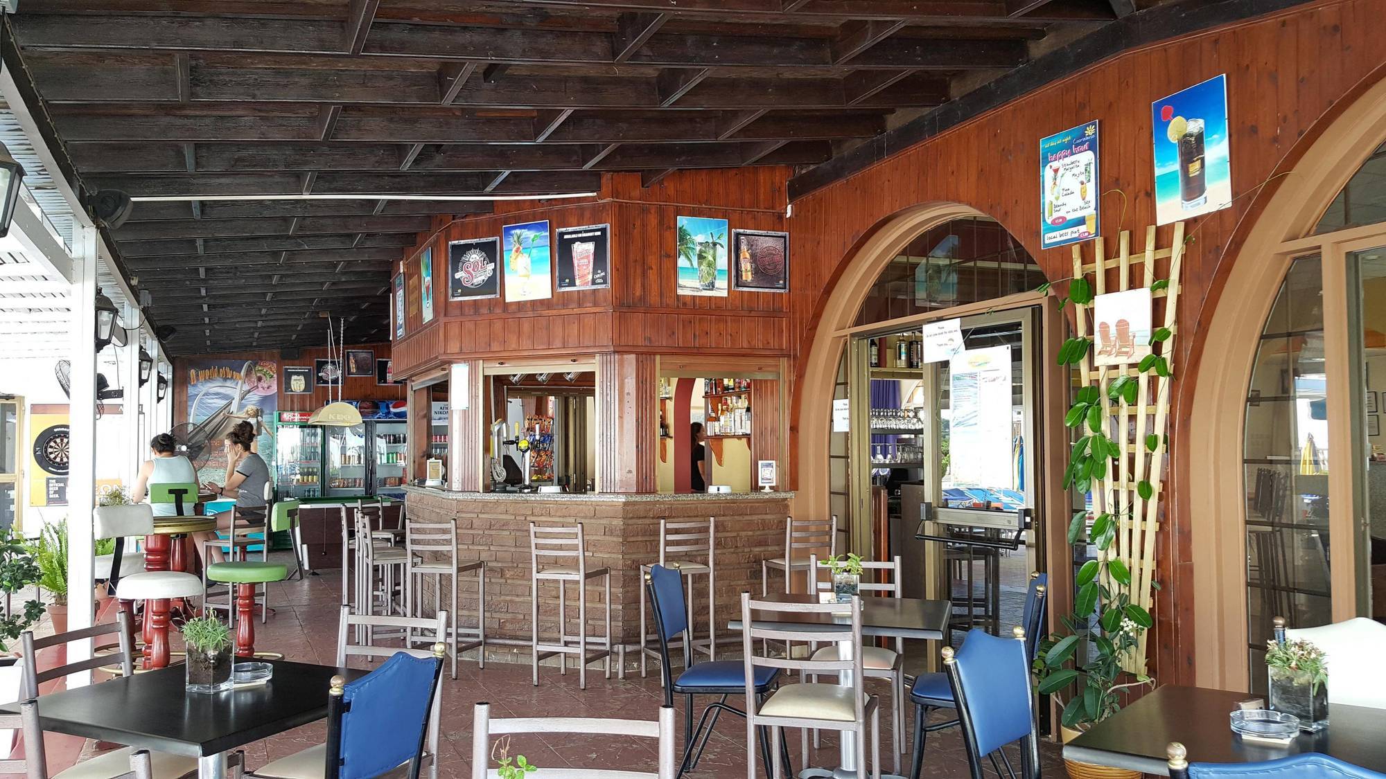 Aparthotel Cosmelenia