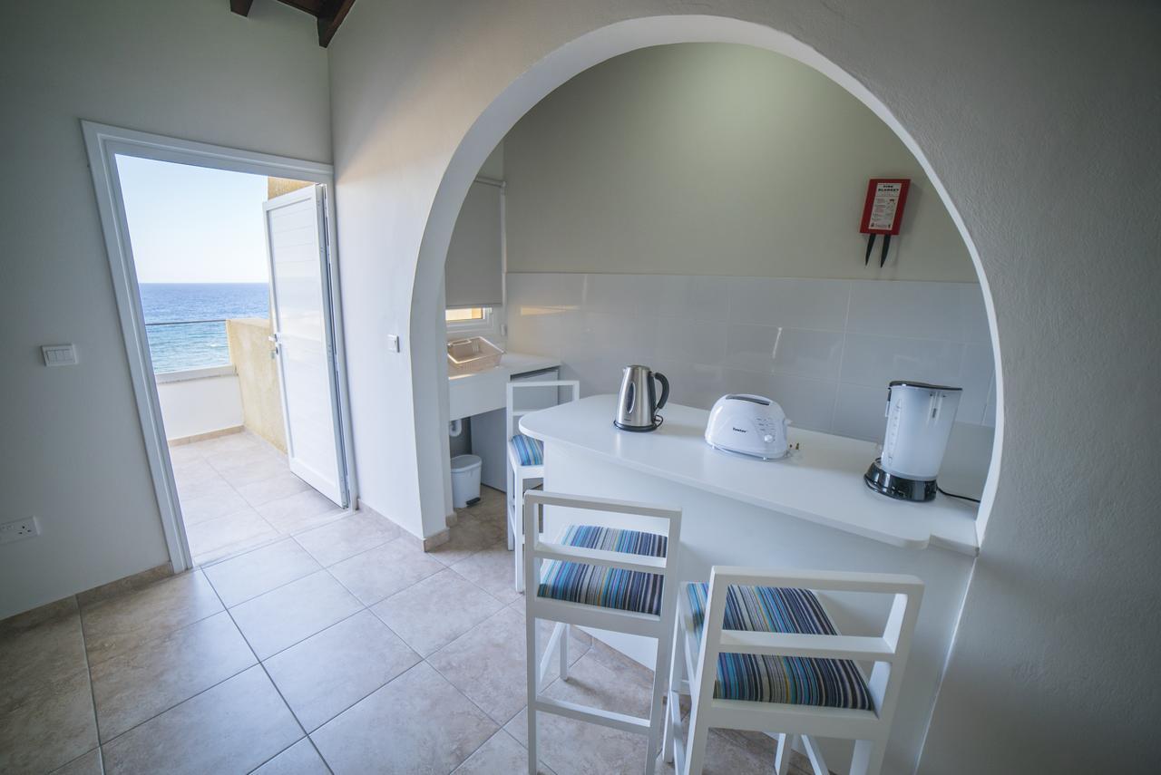 Myroandrou Aparthotel 3*