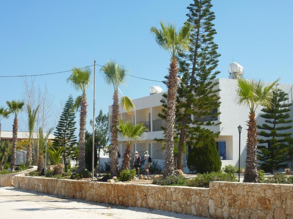 Aphrodite Beach 2* Polis