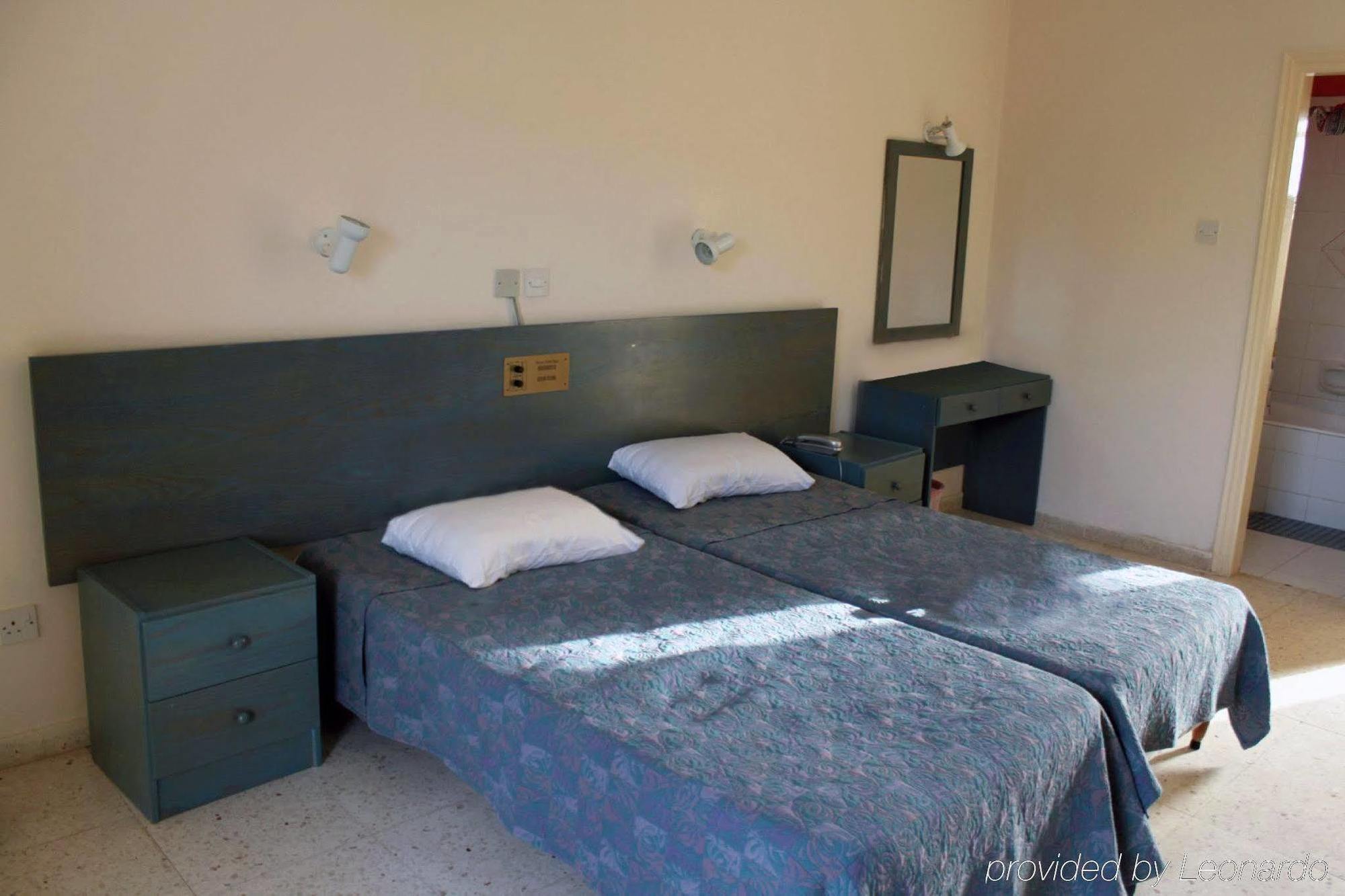 Amore Hotel Apartments 2* Protaras