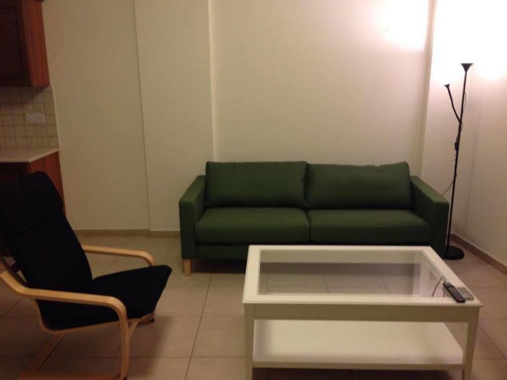 Lakis Court * Larnaca