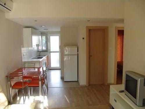 Zavos Colours Boutique Apartamento