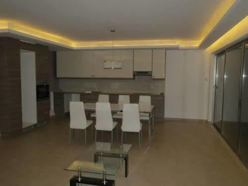 Apartment City Views - Only For Couples