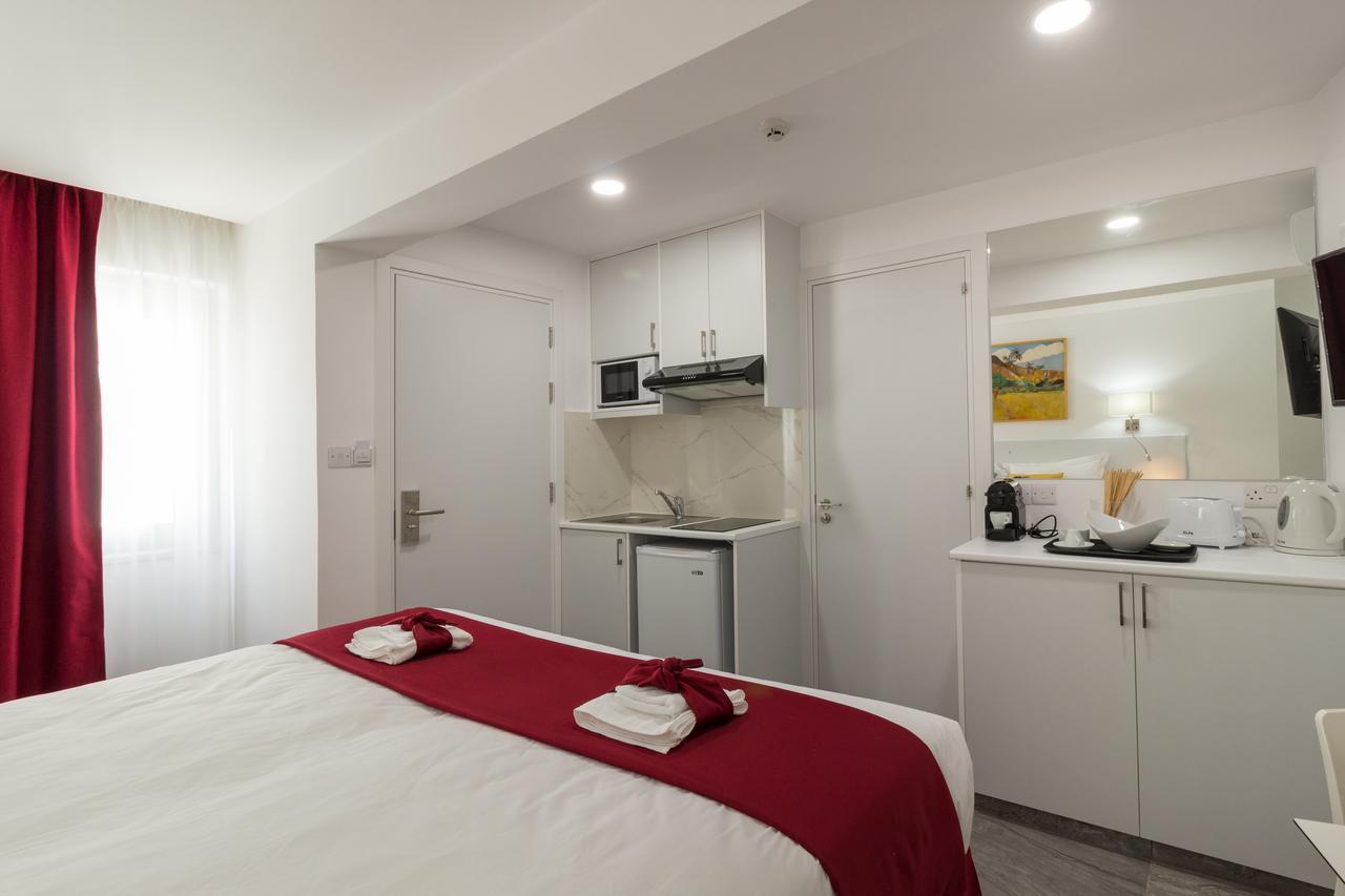 Art & Wine Boutique Aparthotel Larnaca