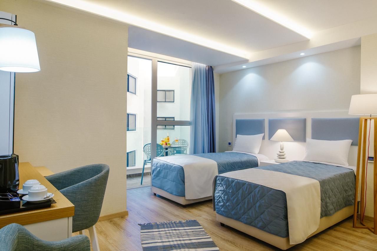 Qbic Hotel