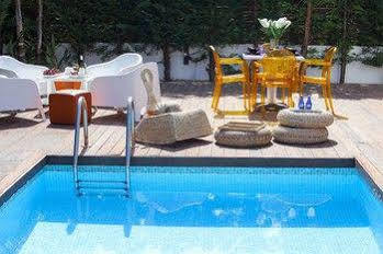Polyxenia Isaak Dafni Villa