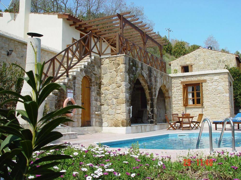 Valencia Grove Villa *