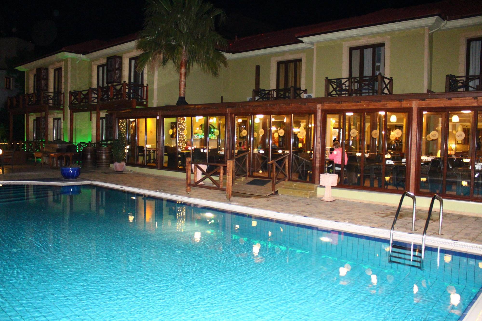 Bella View Art Boutique Hotel Kazaphani