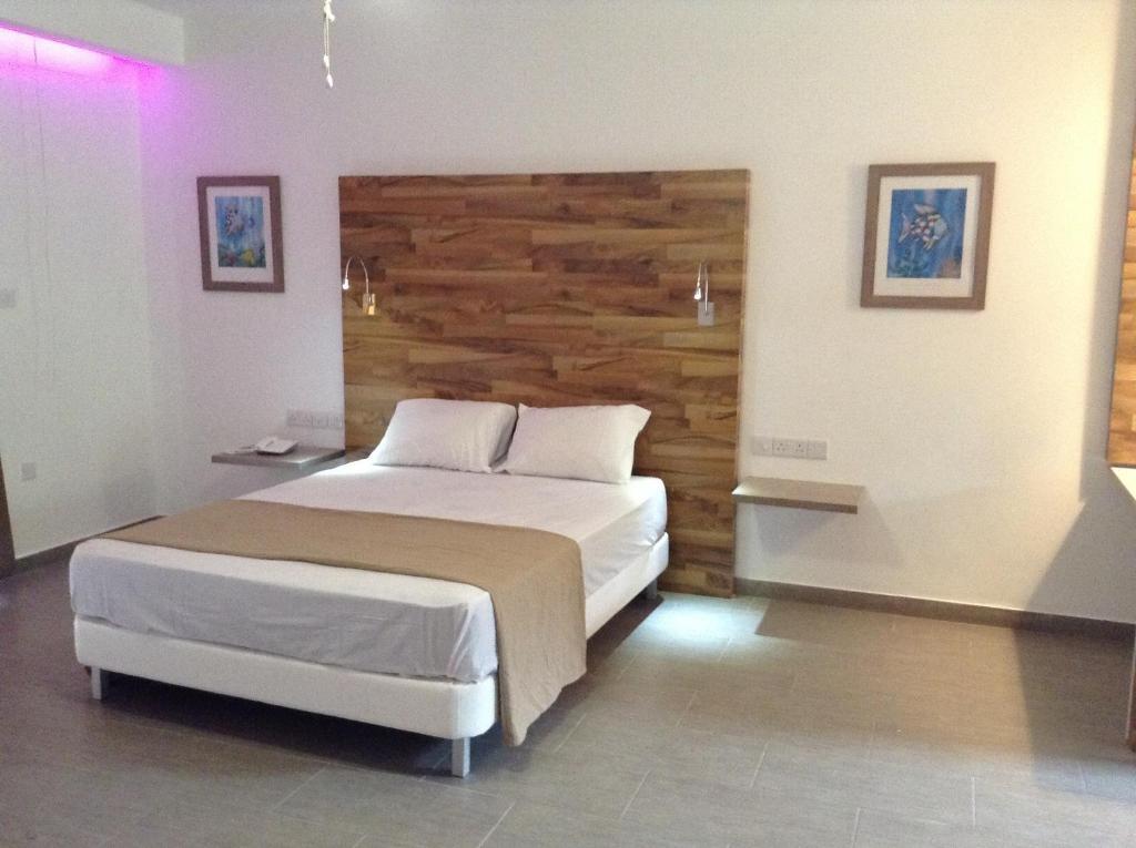 Bougainvillea 3* Polis