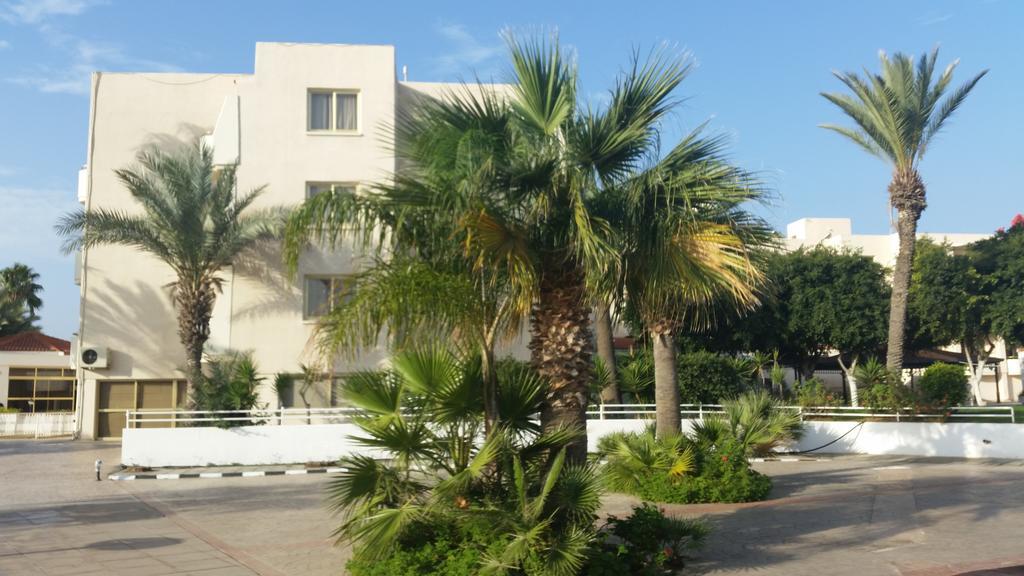 Crown Henipa Hotel Larnaca
