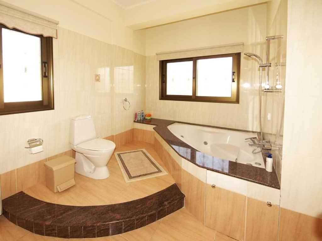 Villa Patatas Limasol