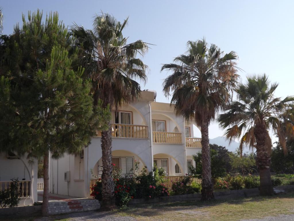 Bed & Breakfast Paradise