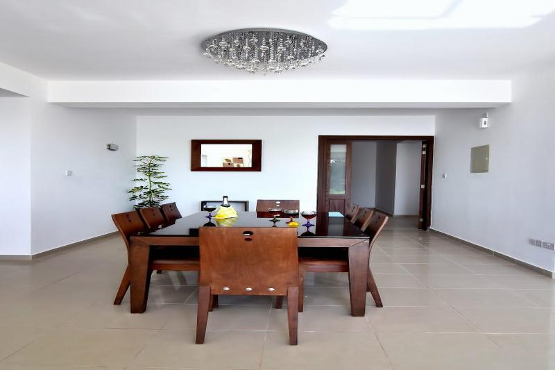 Villa Oniros By Prestige Bookings *
