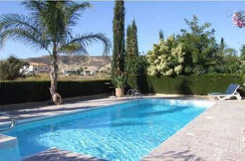 Vineland Bay * Pissouri