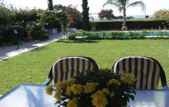 Vineland Bay * Pissouri