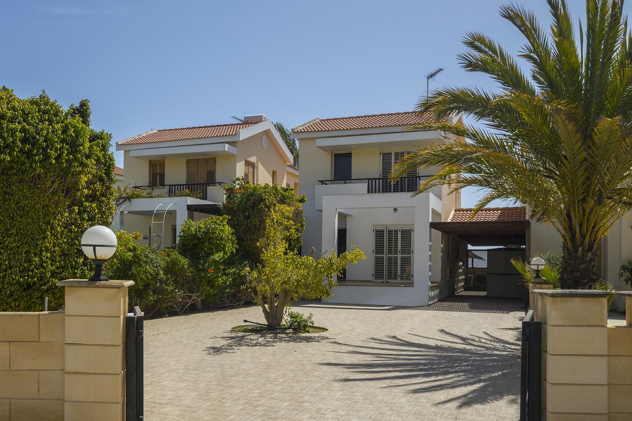 Villa Beachfront *