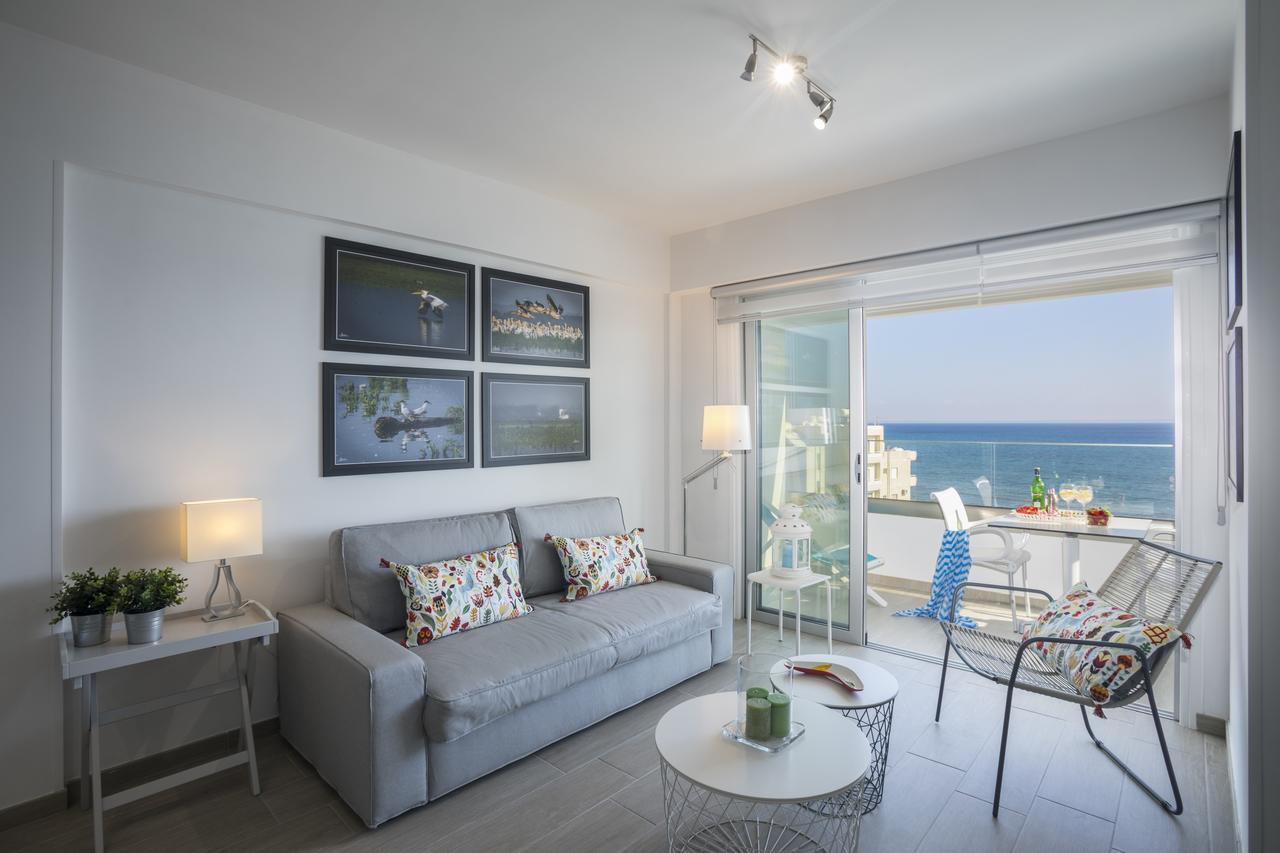 Apartment Mackenzie Zoe Seafront *