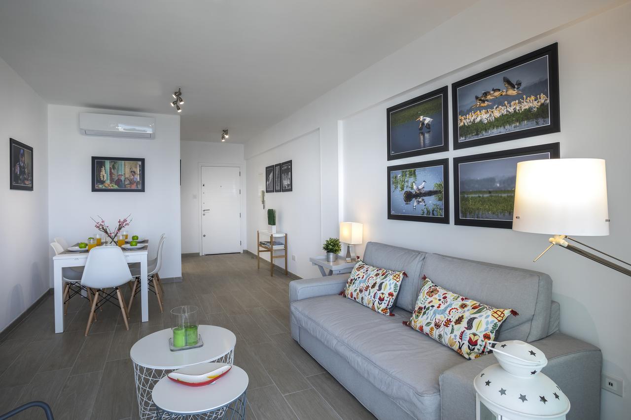 Mackenzie Zoe Seafront Apartment Larnaca