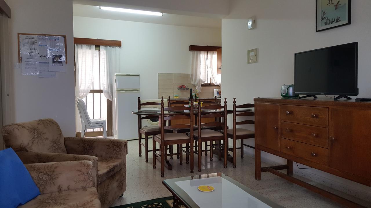 Chariandry Court Apartment *