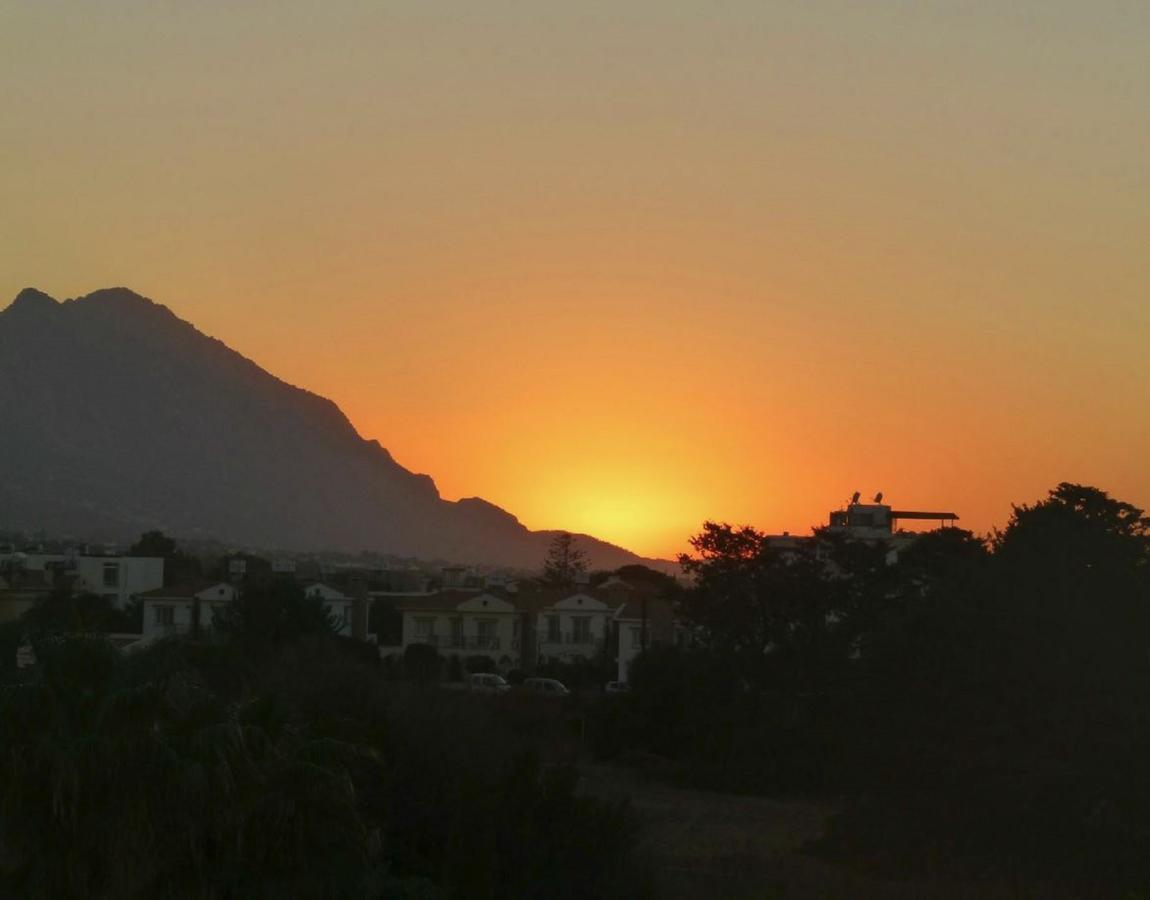 Hotel Mountain View Ayvaryara