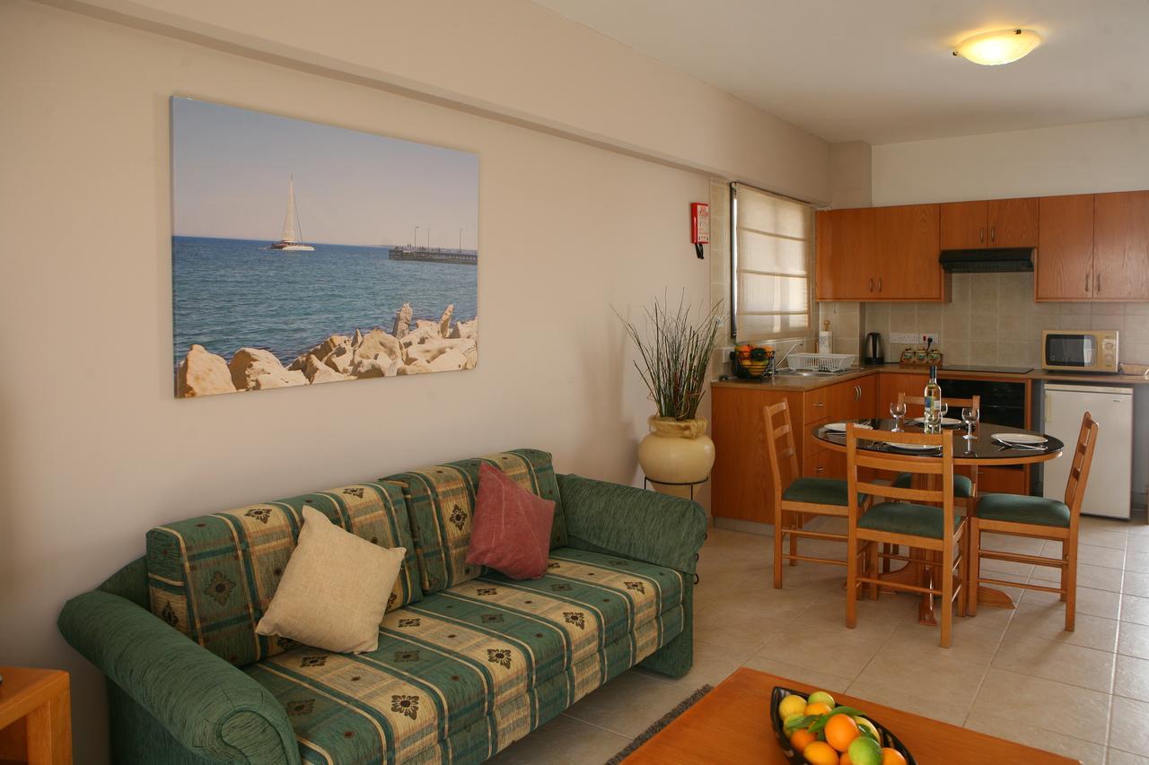 Club Aphrodite Aparthotel 3*