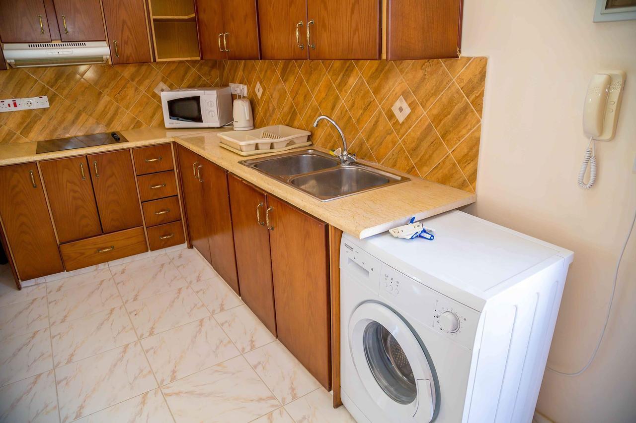 Chrysanthos Boutique Aparthotel