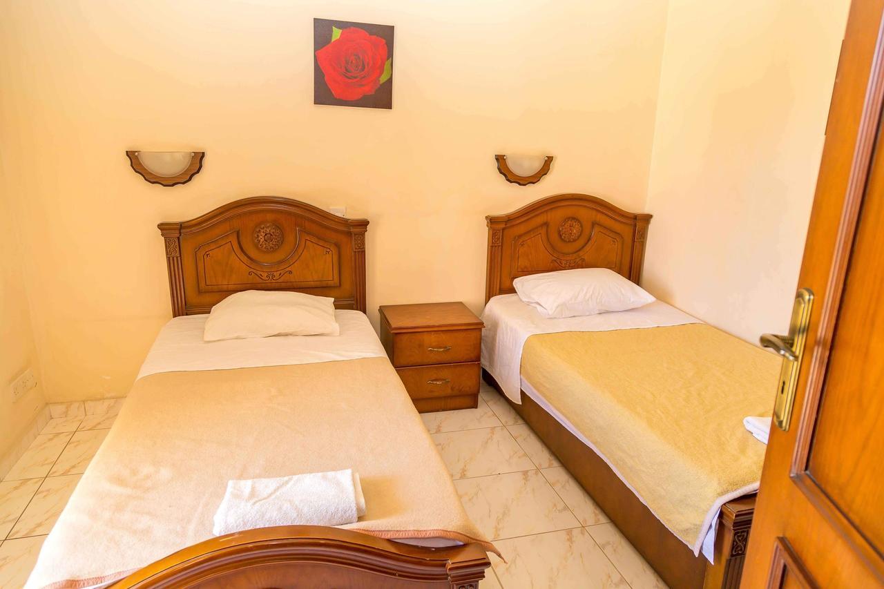 Chrysanthos Boutique Aparthotel Limasol