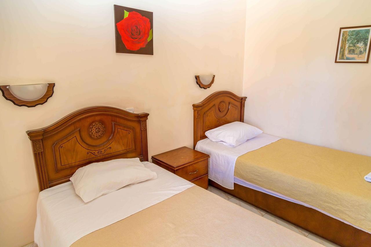 Chrysanthos Boutique 3*