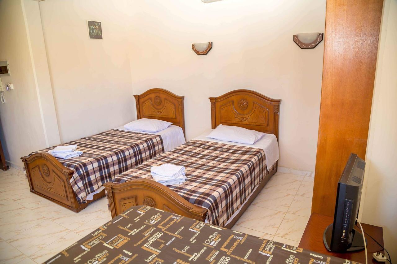 Aparthotel Chrysanthos Boutique