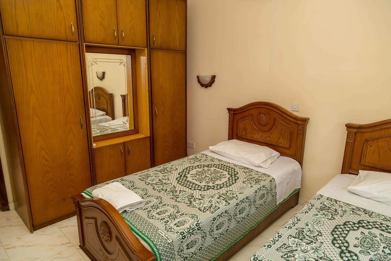 Aparthotel Chrysanthos Boutique Limasol
