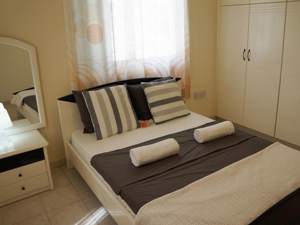Melani House