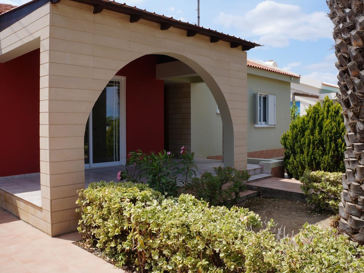 Melani House