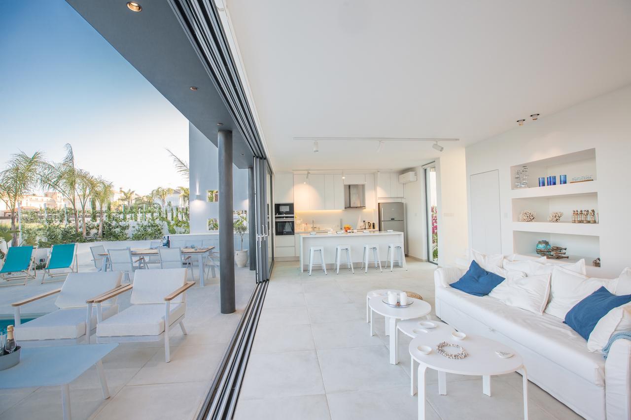 Villa White Pearl *