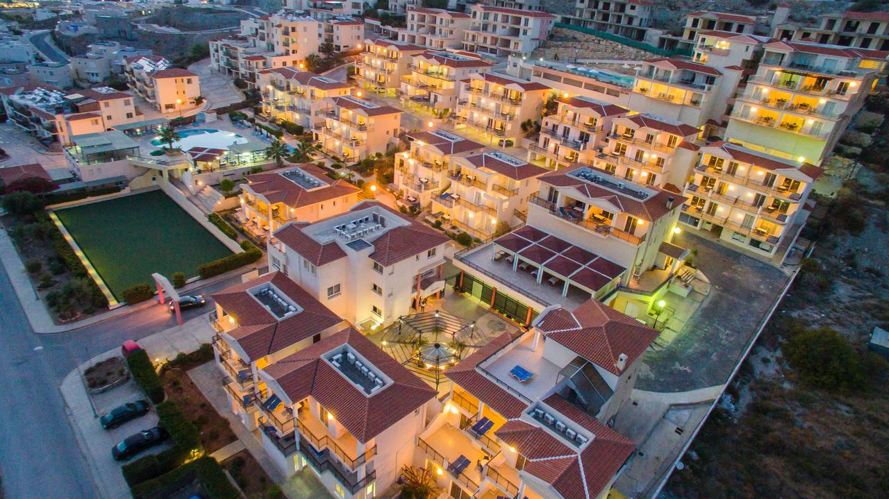 Paradise Kings Club Aparthotel Klorakas