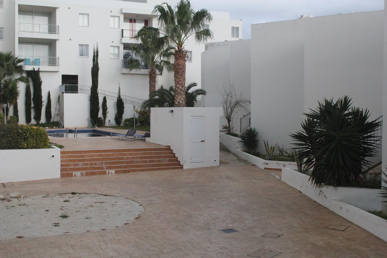 Evros & Coral Bay Seaview Apartment
