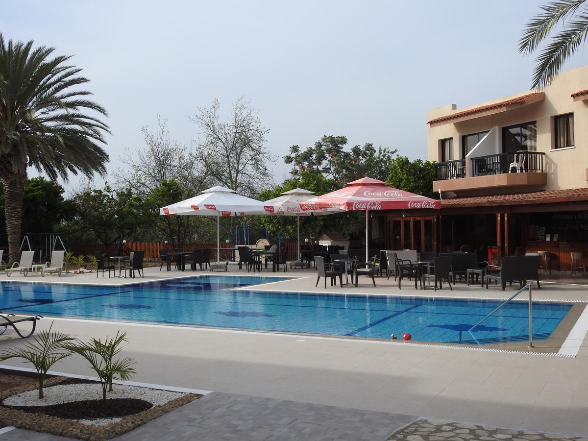 Anna Aparthotel 3*
