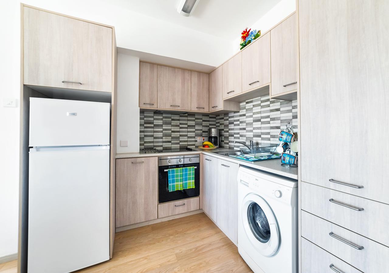 Apartment Pebble