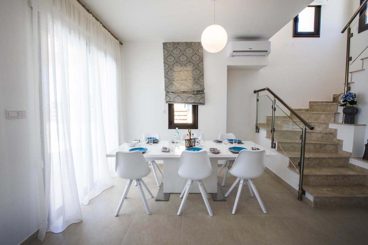 Olivia 63 Villa