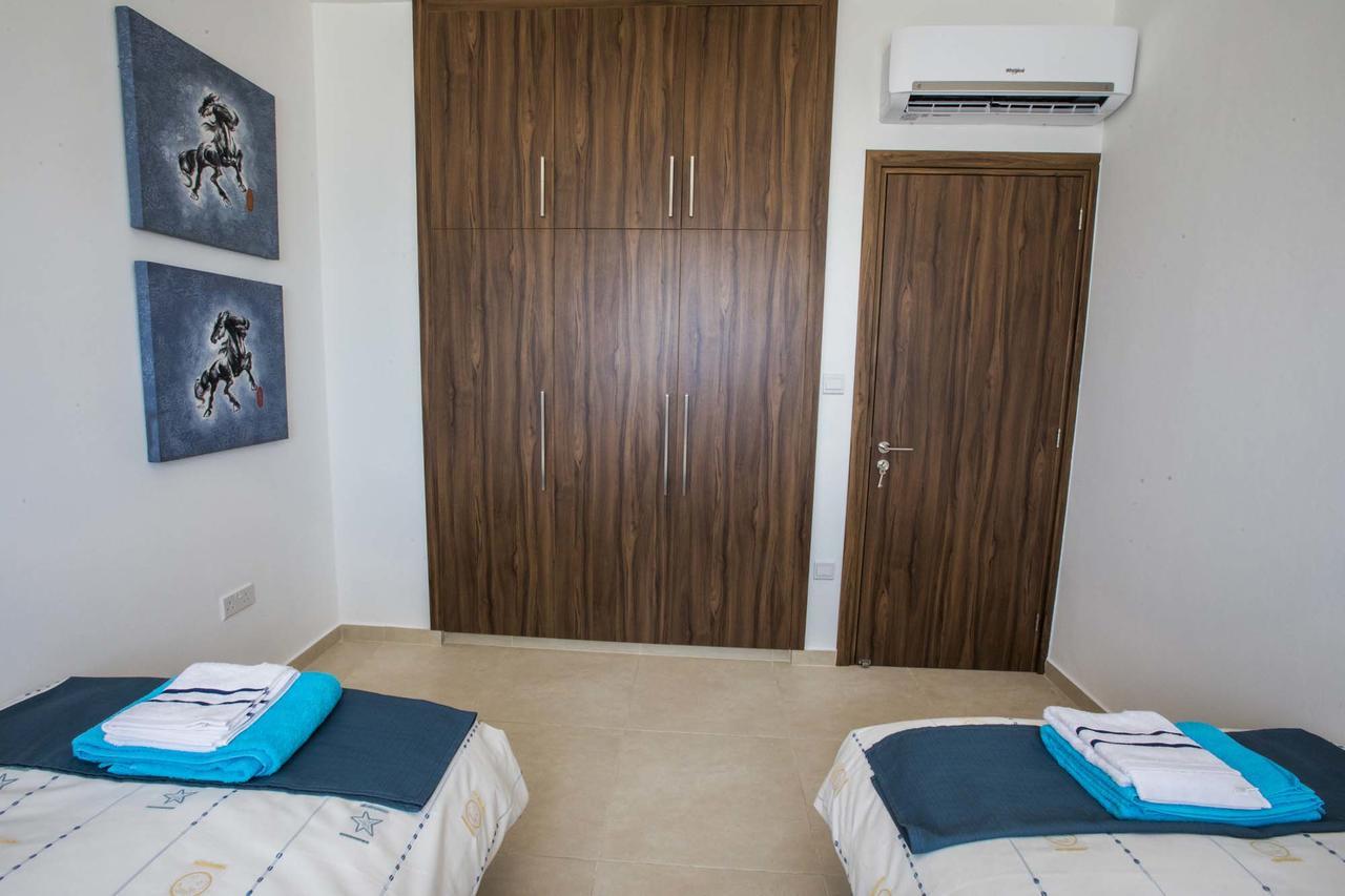 Villa Olivia 63 *