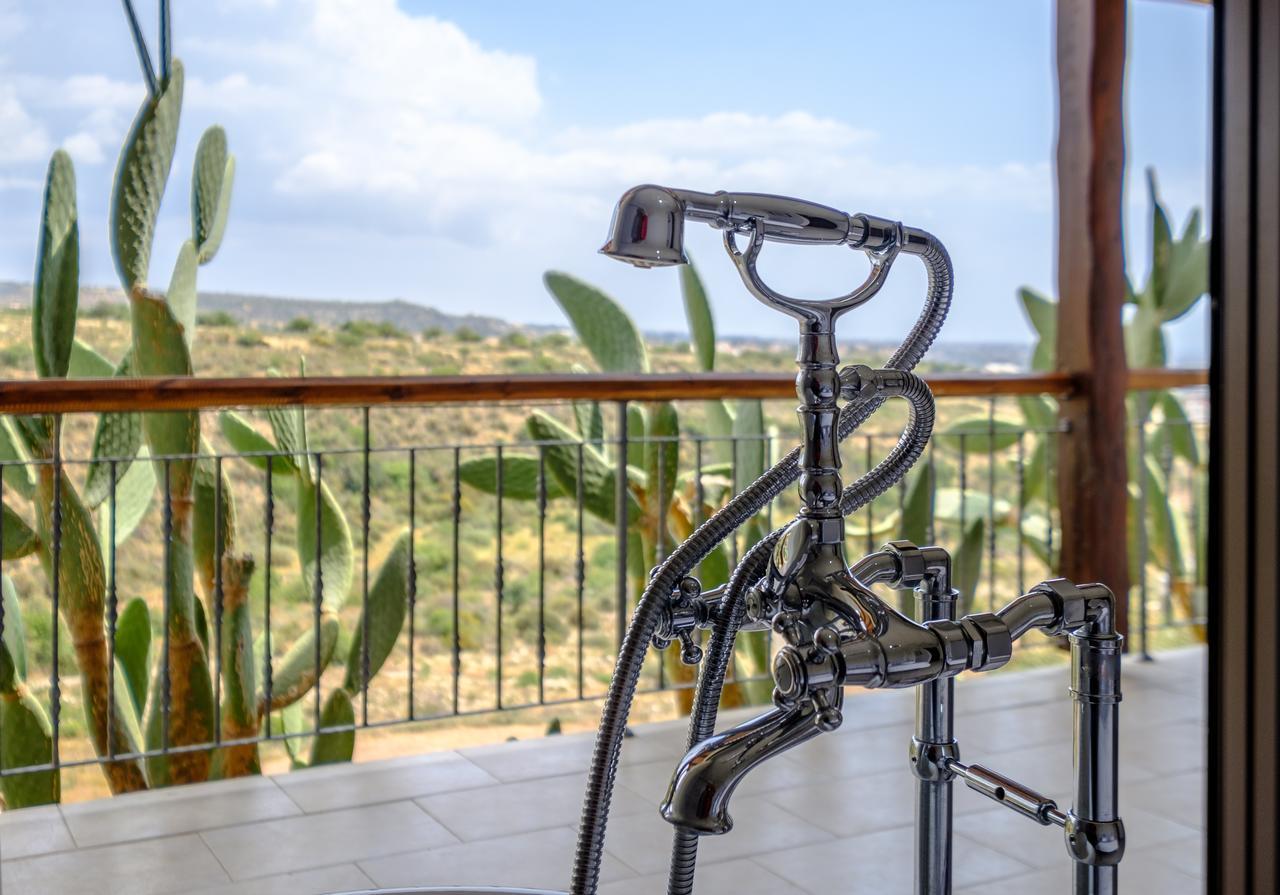 Thea Villa Peyia