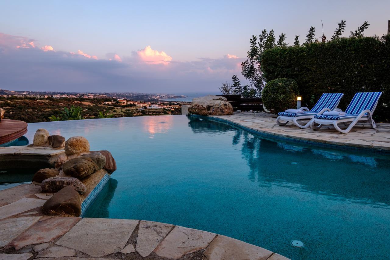 Palati Villa