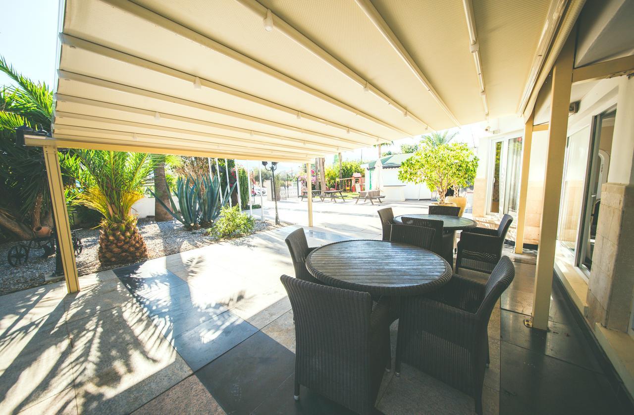 Pine Bay Boutique & Cakistes Restaurant Kyrenia (Northern Cyprus)