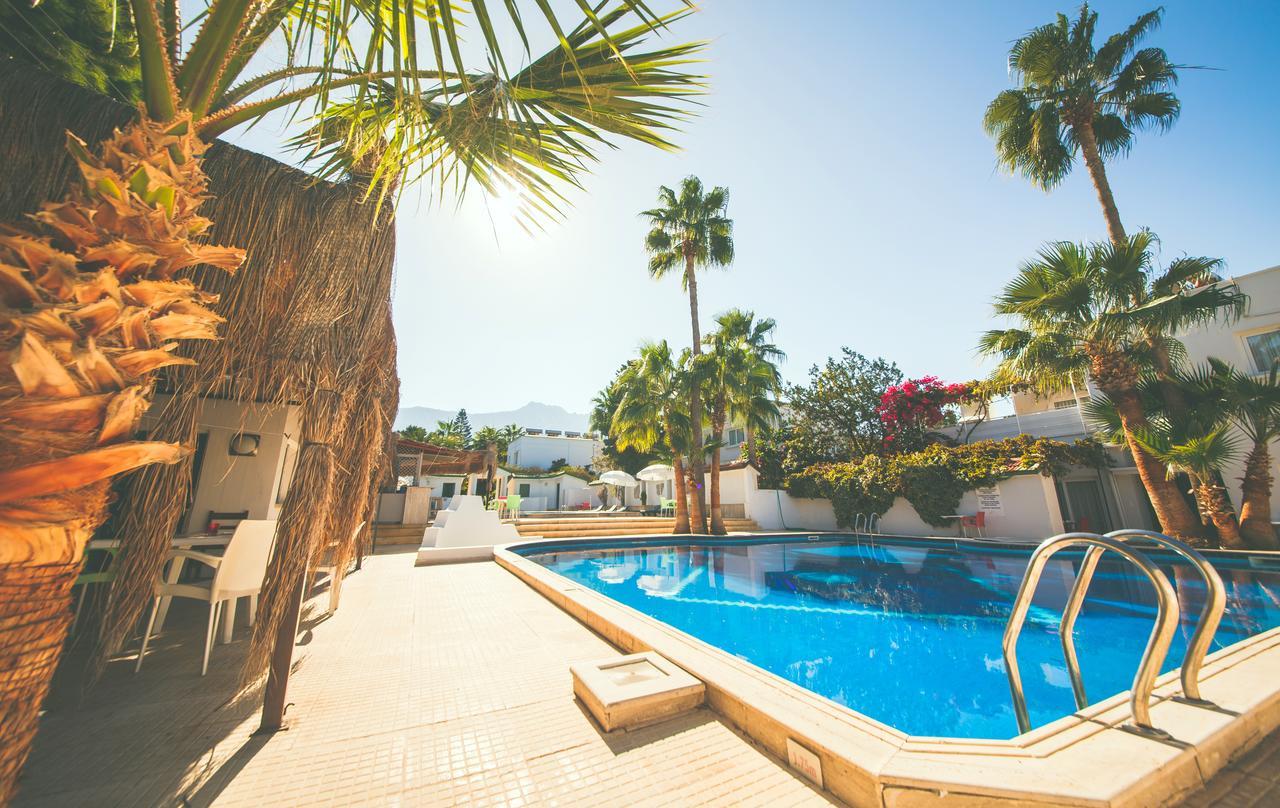 Hotel Pine Bay Boutique & Cakistes Restaurant