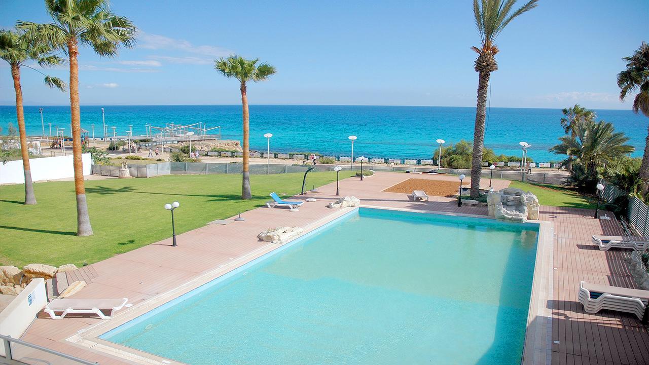 Apartment Pallinion Beachfront *