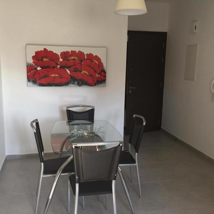 Niro Apartamento Polis