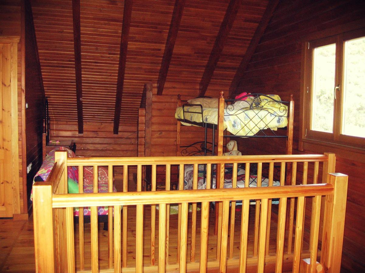 Timber Log House Chalet Agros