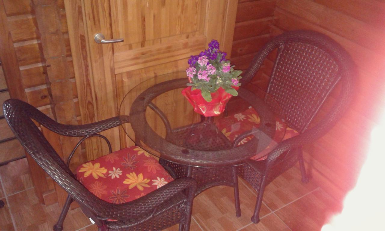 Timber Log House * Agros