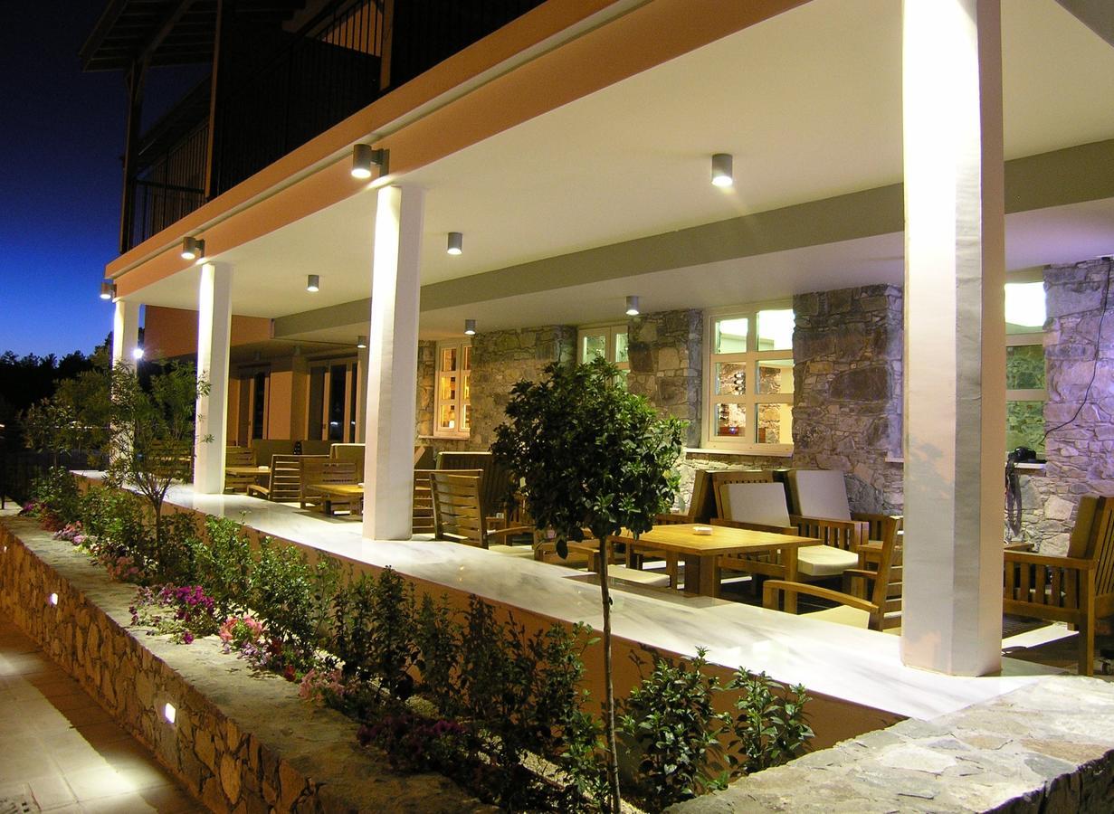 Livadia 3* Kyperounda