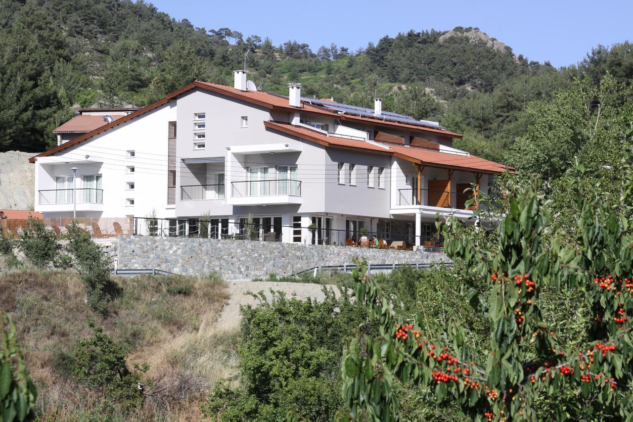Livadia Hotel Kyperounda